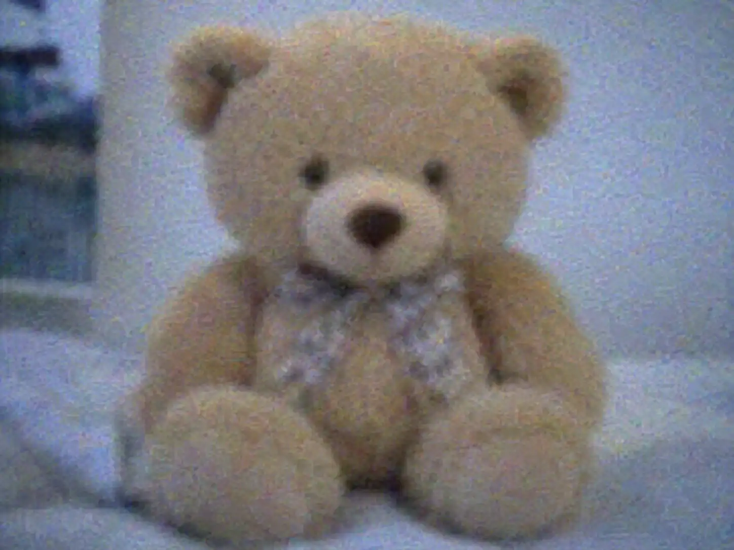 low-resolution 3D reference image