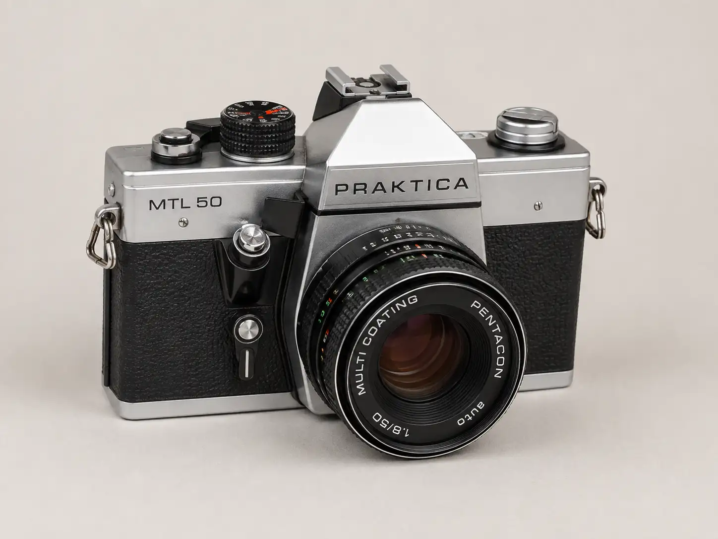 well-lit 3D modeling reference image